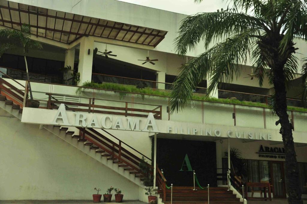 The Fort Budget Hotel- Bonifacio Global City San Pedro Makati Exterior foto